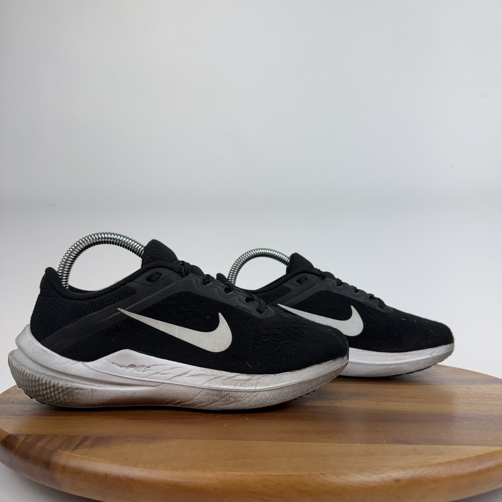Womens Nike Winflo 10 Black White Athletic Road Running Sneakers Shoes Size 6 M